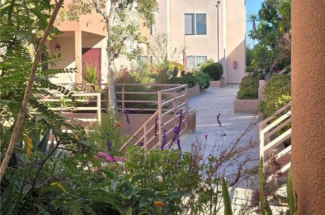 Photo - 16700 Yukon Ave