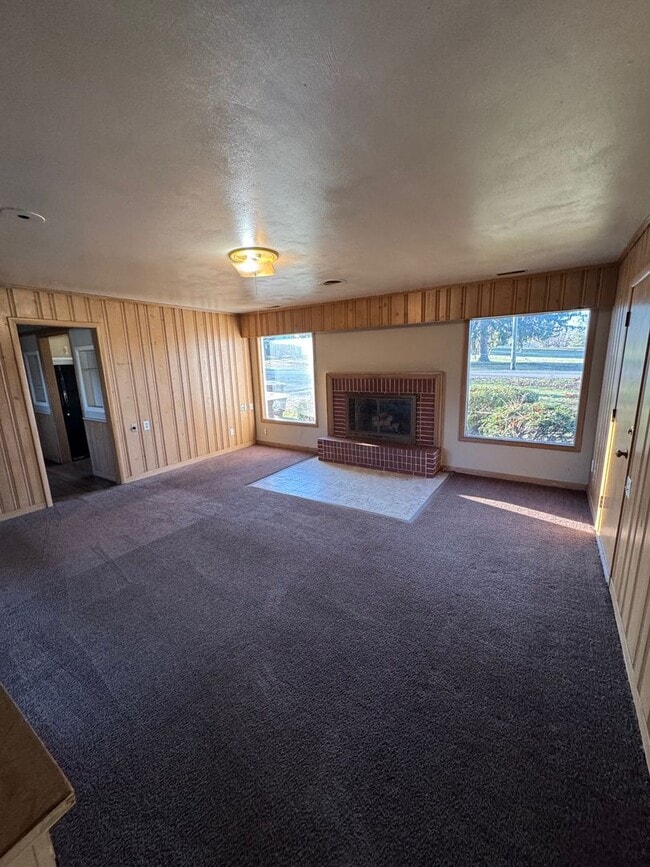 Photo - 4122 Hiawatha Blvd