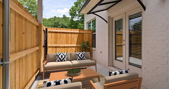 Photo - Oak Heritage Townhomes