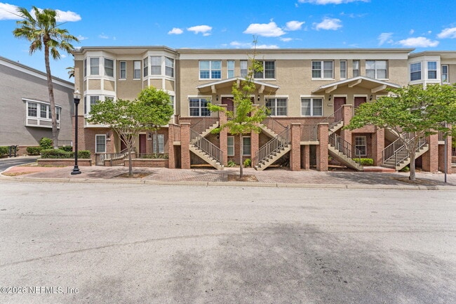 Building Photo - 343 E Church St