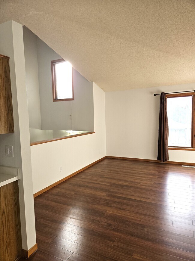 Photo - 7891 72nd St S