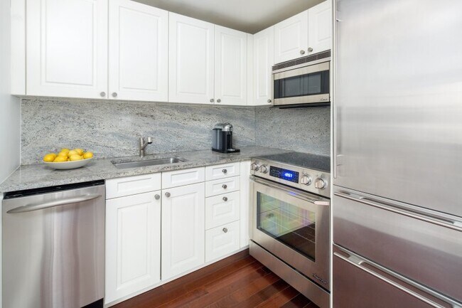 Photo - AKA Sutton Place - Furnished