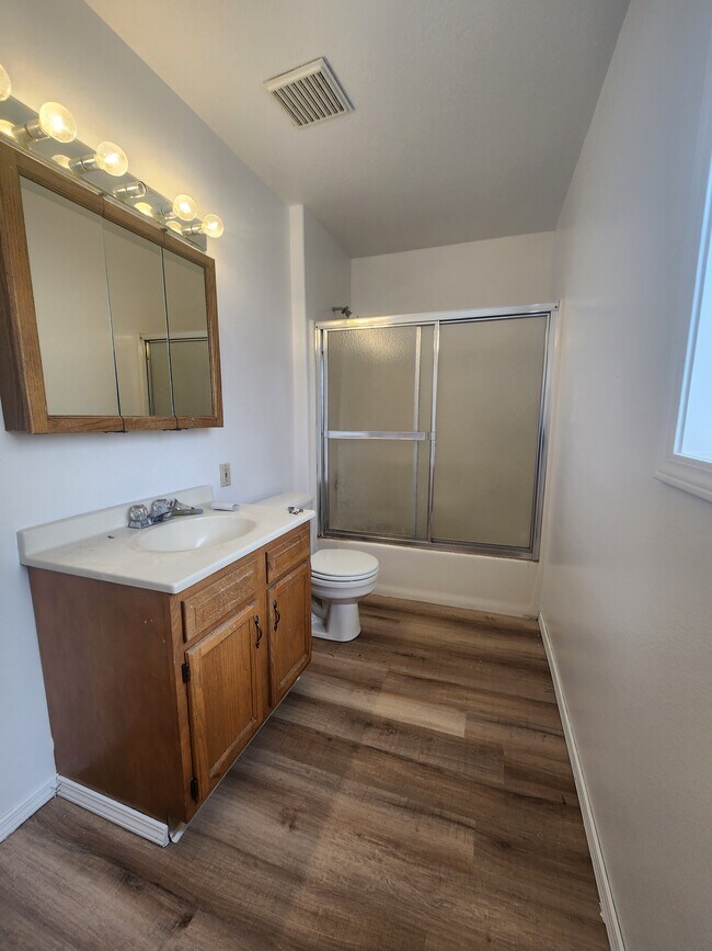 Photo - Heyburn Macs Duplex Unit 2