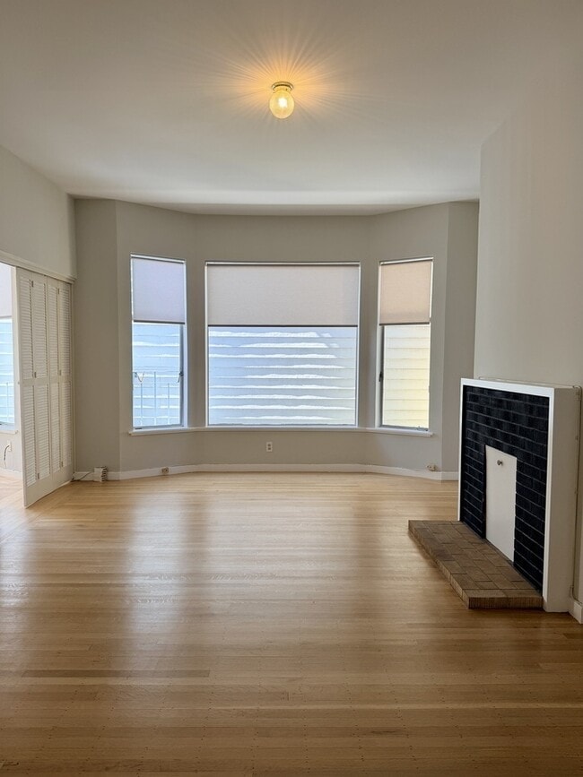 Photo - 1717 Jones St Unit 2