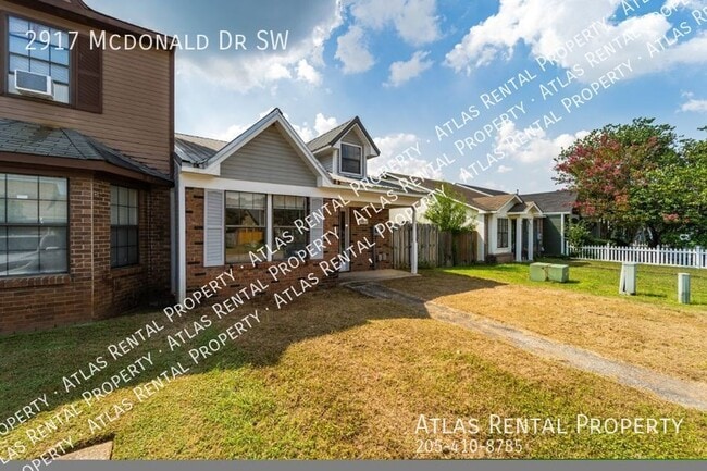 Photo - 2917 McDonald Dr SW