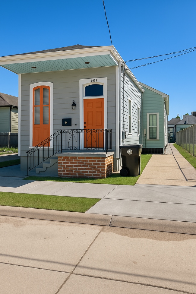 Property with Driveway - 2621 1st St Unit Main