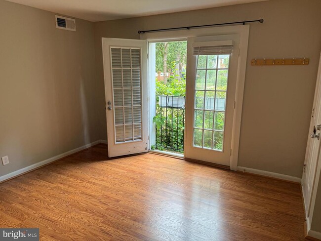 Building Photo - 2659 S Walter Reed Dr Unit C