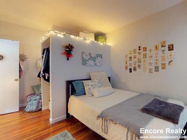 Photo - 32 S Huntington Ave Unidad 1