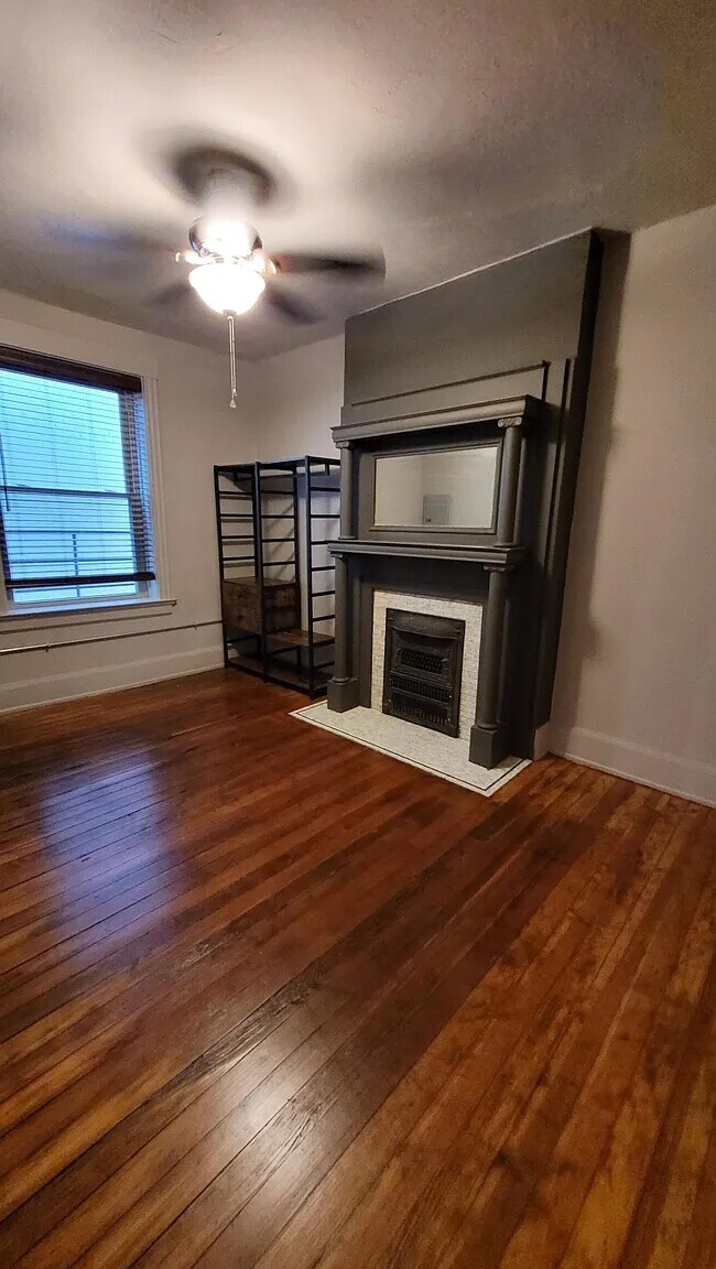 Photo - 14 W Court St Unit 7