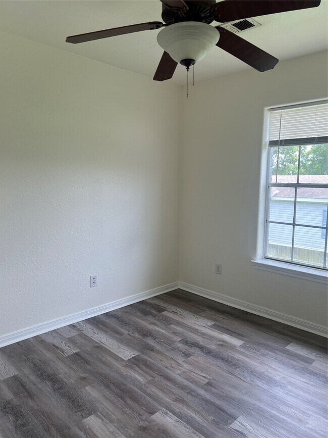 Photo - 827 Algoa-Friendswood Rd Unidad 4