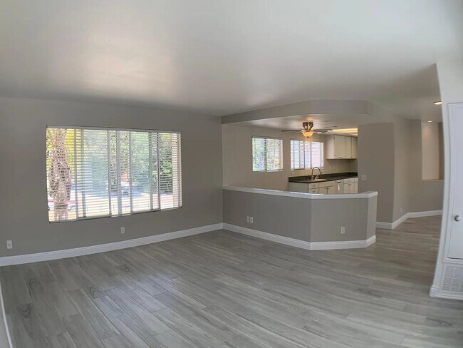 Photo - 4594 Cove Dr Unit 3