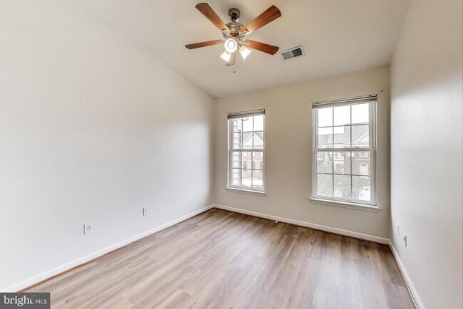 Photo - 22514 Airmont Woods Terrace