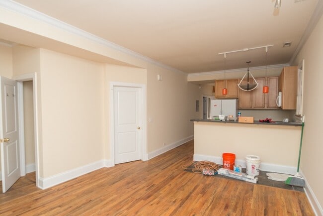 Photo - 1324 W Roscoe St Unit J04P