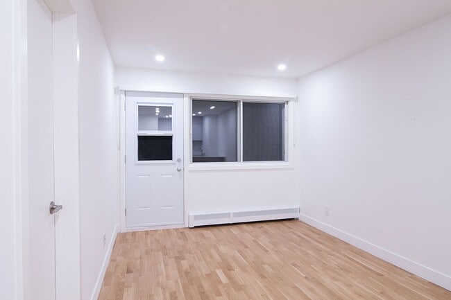 Photo - 760 Av. Galt Unit 309