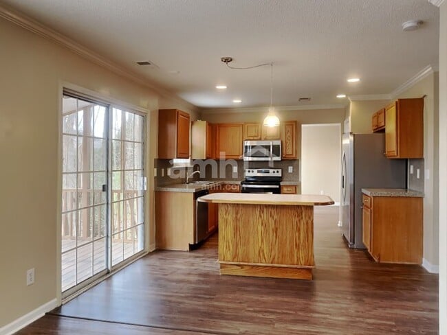 Photo - 542 Birchtree Valley Ct