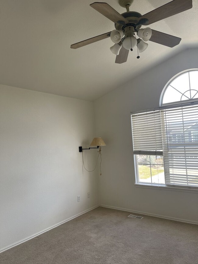 Photo - 4 bed 3 bath in Highlands Ranch