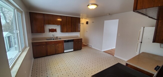 Photo - 3-Bedroom Ranch w/Full Basement