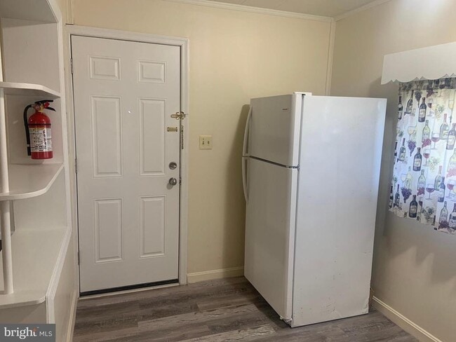 Building Photo - 6605 O'Donnell St Unit B