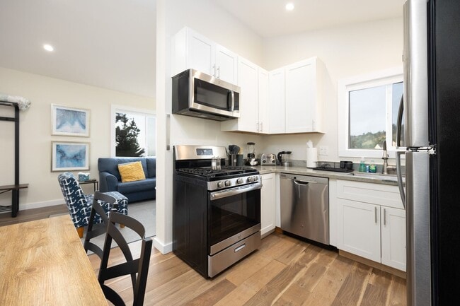 Photo - 474-476 Lewis Ln Unit 474