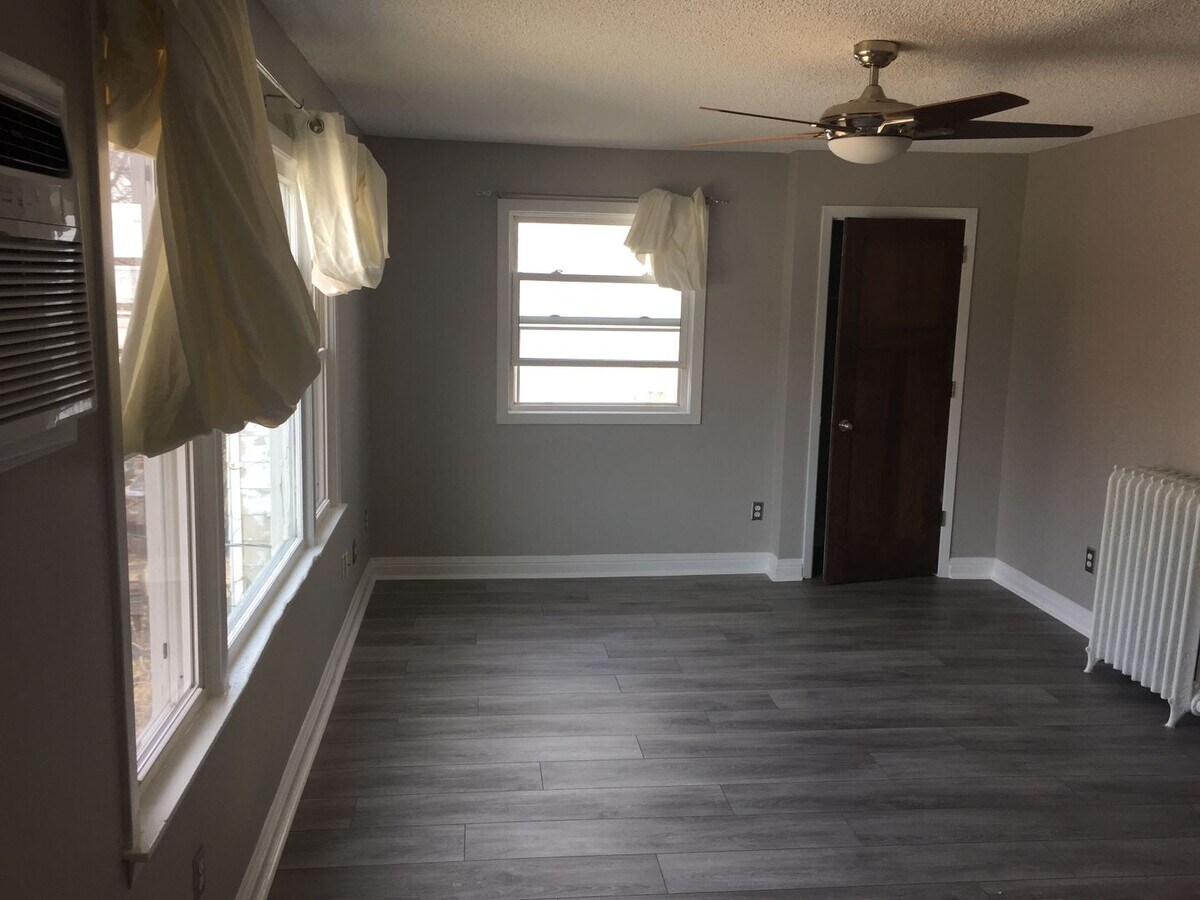 Photo - 620 E 16th St