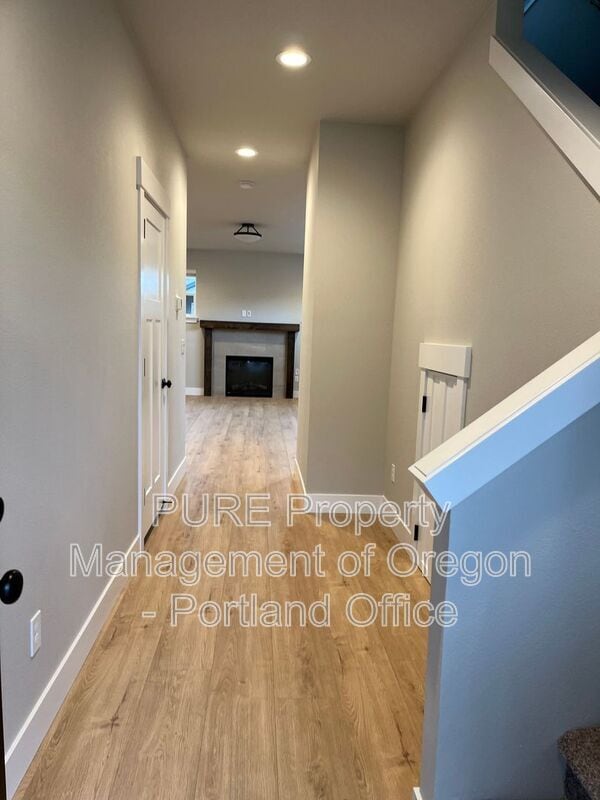 Photo - 1730 NE Gilbert Ln