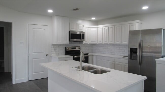 Photo - 365 Deep Woods Ln