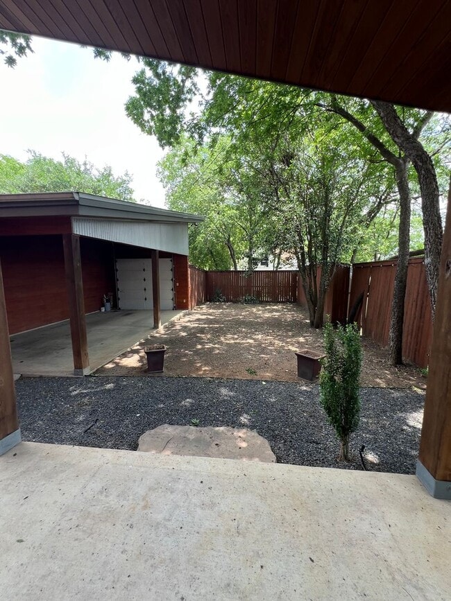 Photo - Luxury Home - Close to UT