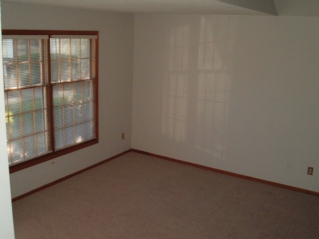 Photo - 2215 Breckenridge Dr