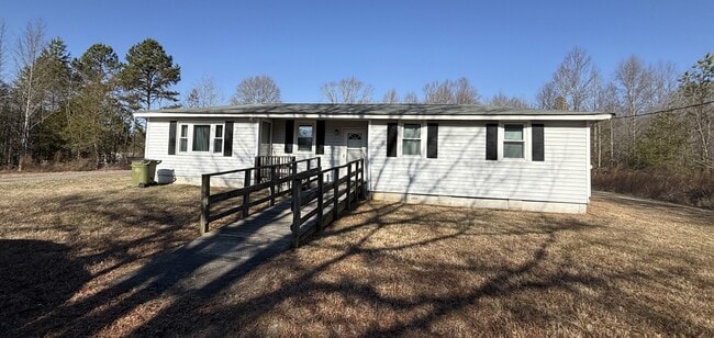 Building Photo - 278 Thomas Mock Rd