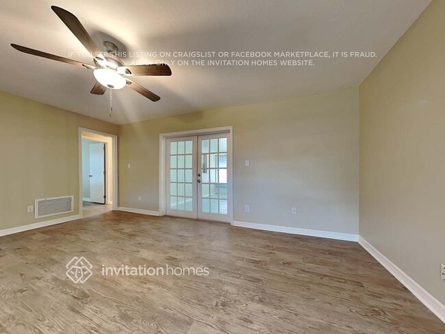 Photo - 1411 Prince Philip Dr