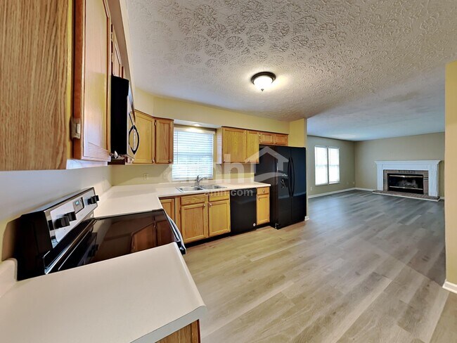 Photo - 4626 Laurel View Dr