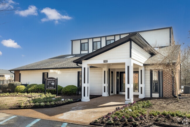 Clubhouse entrance - Pembroke Lake Apartments