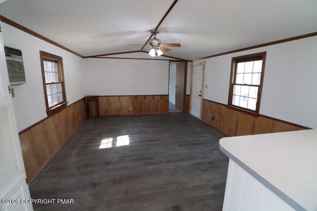 Photo - 238 Birchwood Ln