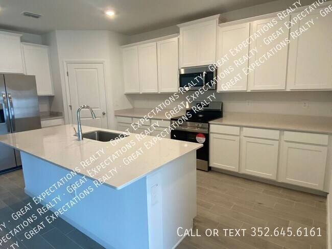 Photo - 6615 SW 89th Ln