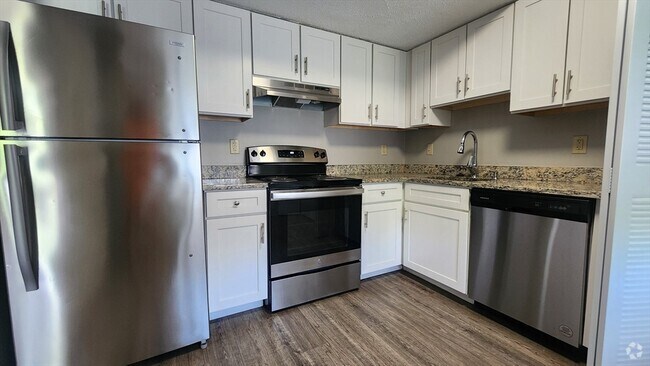 Building Photo - 10 Westwind Rd Rental