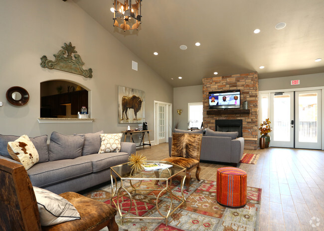 Interior Photo - Buffalo Ridge Rental