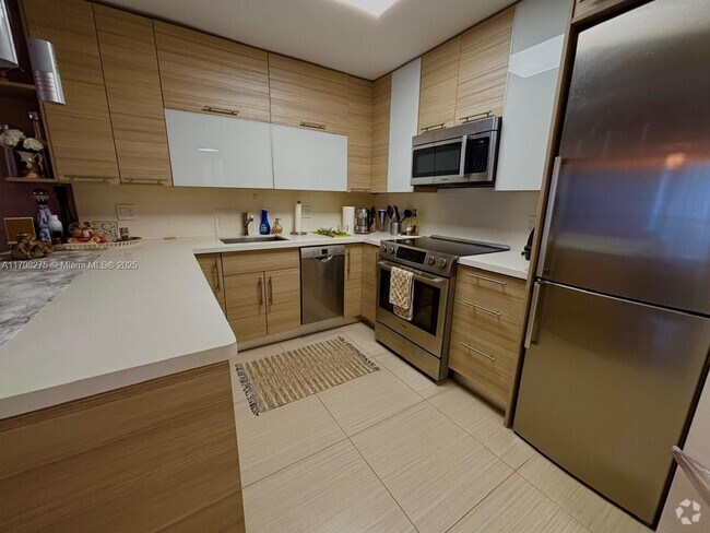 Building Photo - 1825 S Ocean Dr Unit 513 Rental