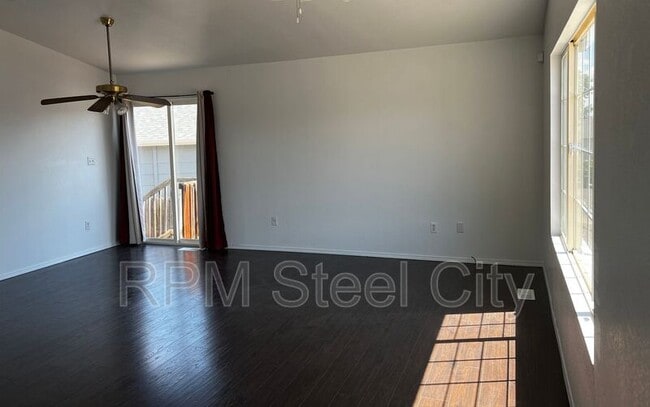 Photo - 4908 Prospect Dr