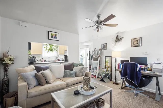 Photo - 91 Glenbury St Unit 1