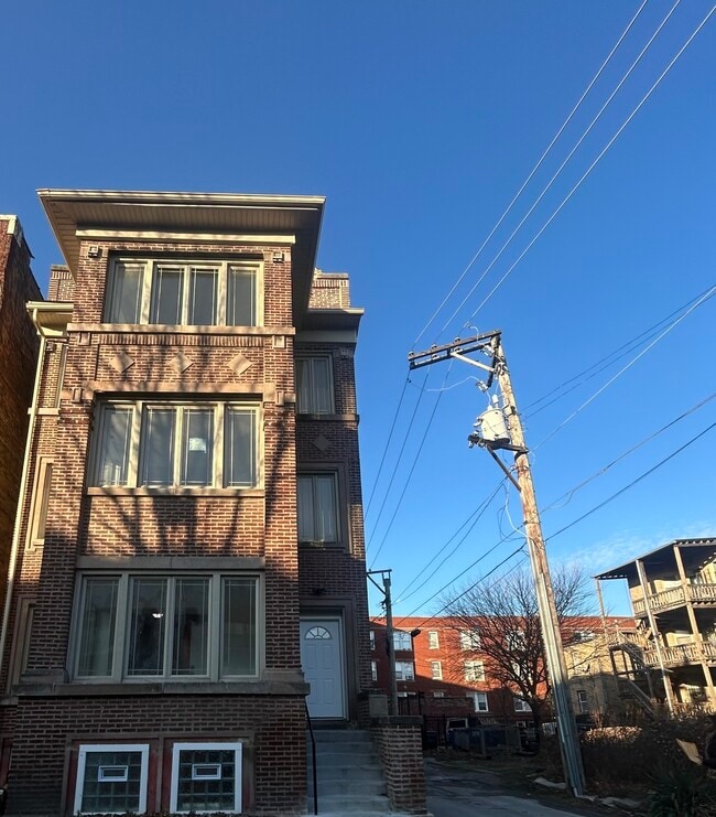 Building Photo - 6016 S St Lawrence Ave Rental