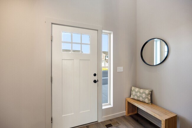 Photo - Fully Furnished Townhome in Ephrata! Unidad Fully Furnished E24