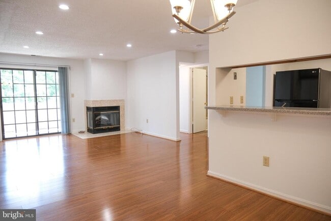 Photo - 6941 Mary Caroline Cir Unit H
