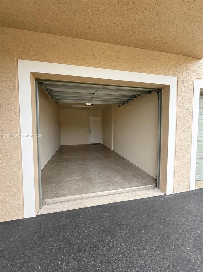 Photo - 6466 Emerald Dunes Dr Unidad 206