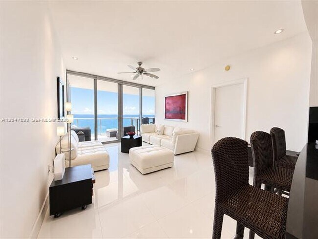 Photo - 17121 Collins Ave