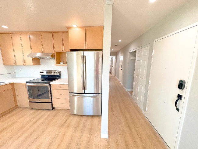 Photo - 12 Linden Ave Unit Apt 1