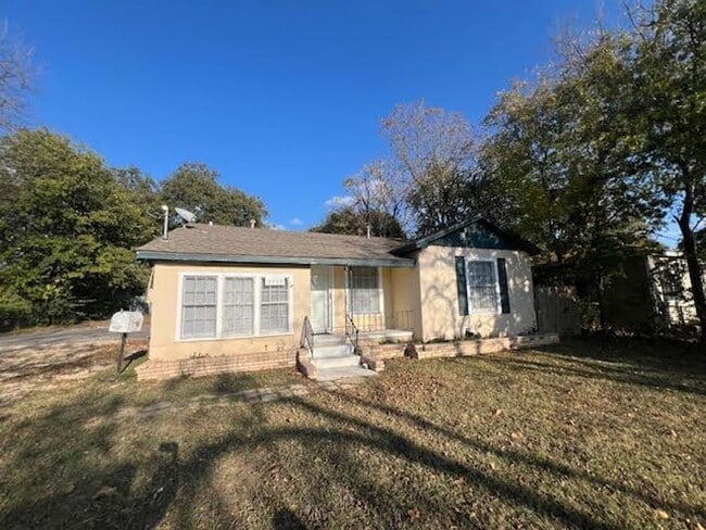 Photo - 3717 N 26th St