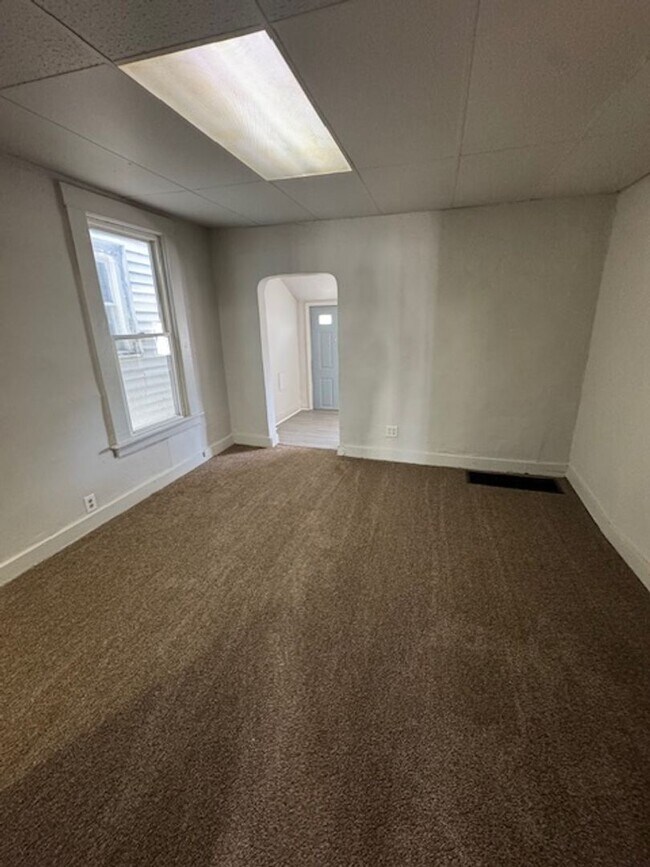 Photo - 311 W Williams St