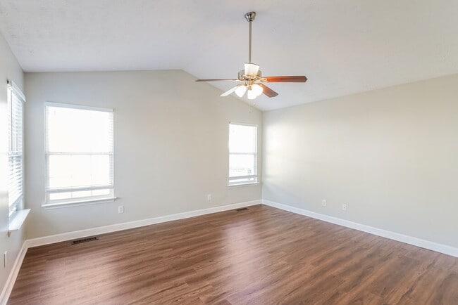 Photo - 453 Scotts Creek Trail