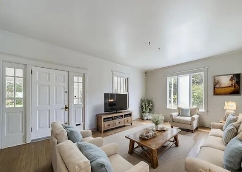 Photo - 903 Myrtle Pl