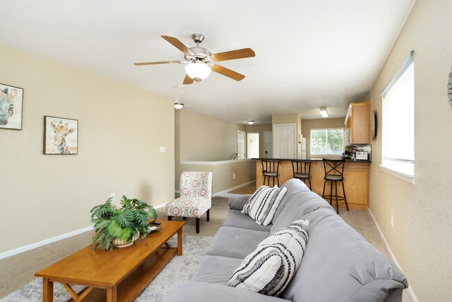 Photo - 1401 Sundance Dr